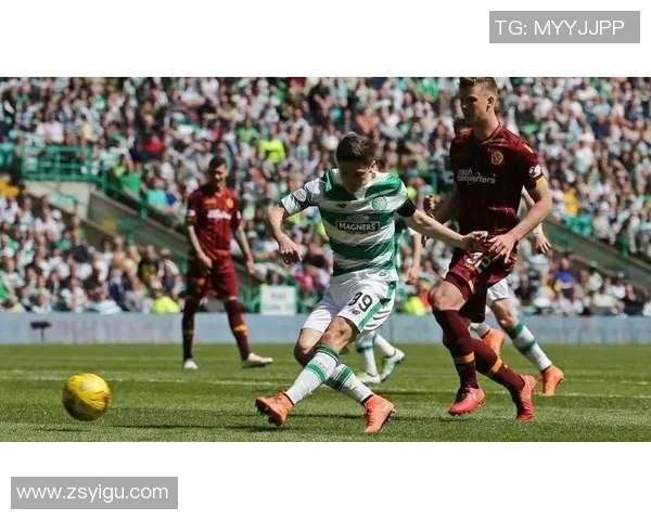 欧联杯精彩对决拜仁小胜那不勒斯点燃全场激情