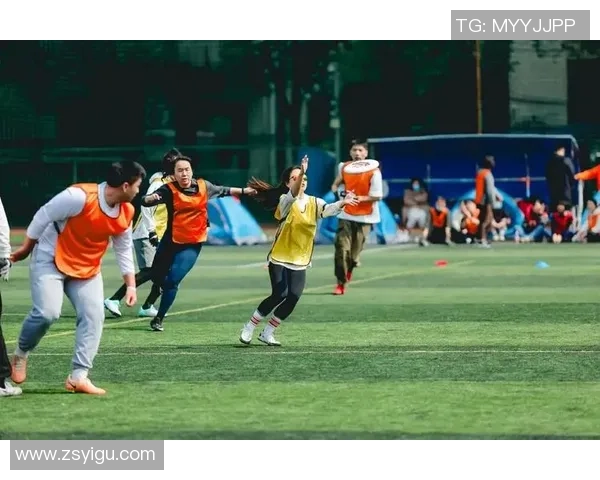 飞盘热潮席卷重庆揭秘飞盘队的训练与比赛状态 飞盘热潮席卷重庆揭秘飞盘队的训练与比赛状态