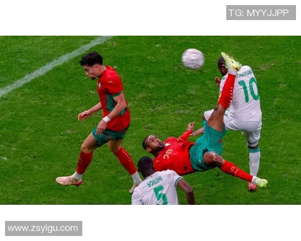 中超热刺与马竞激战成平局红牌事件引发全场热议与争议 中超热刺与马竞激战成平局红牌事件引发全场热议与争议