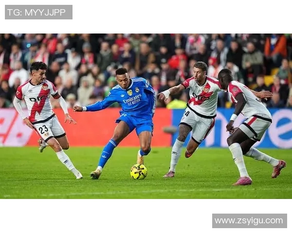 国王杯激战那不勒斯与皇马战平补时进球引发全场狂欢数据分析揭示精彩瞬间