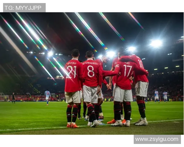 足总杯激战：那不勒斯与拜仁鏖战至平局点球大战成焦点瞬间