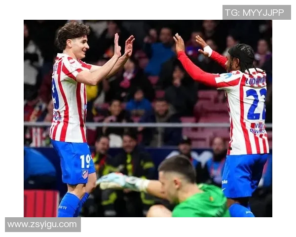 那不勒斯友谊赛大胜马竞帽子戏法引发全场狂欢精彩瞬间回顾